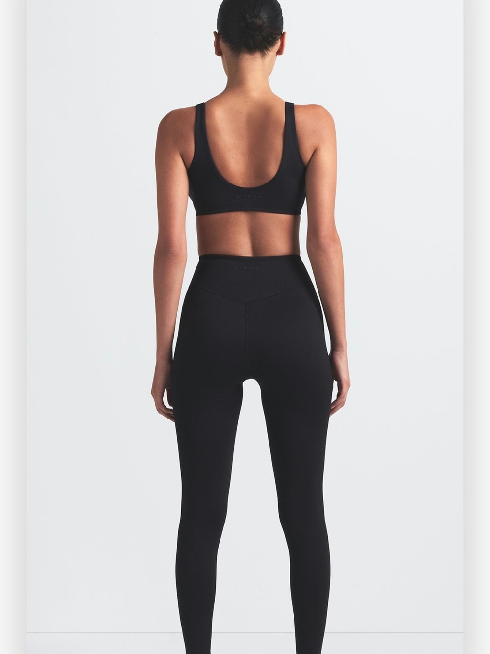 NIKE x SKIMS 
limited release collab leggings obsidian 26” L